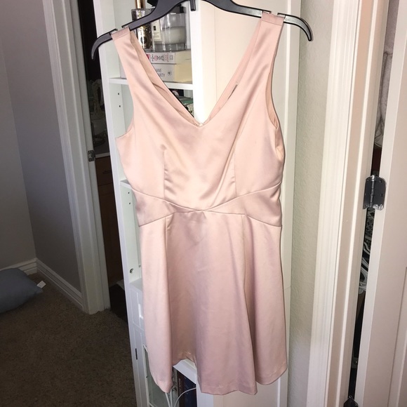 Forever 21 Dresses & Skirts - NWOT Blush pink satin-y dress